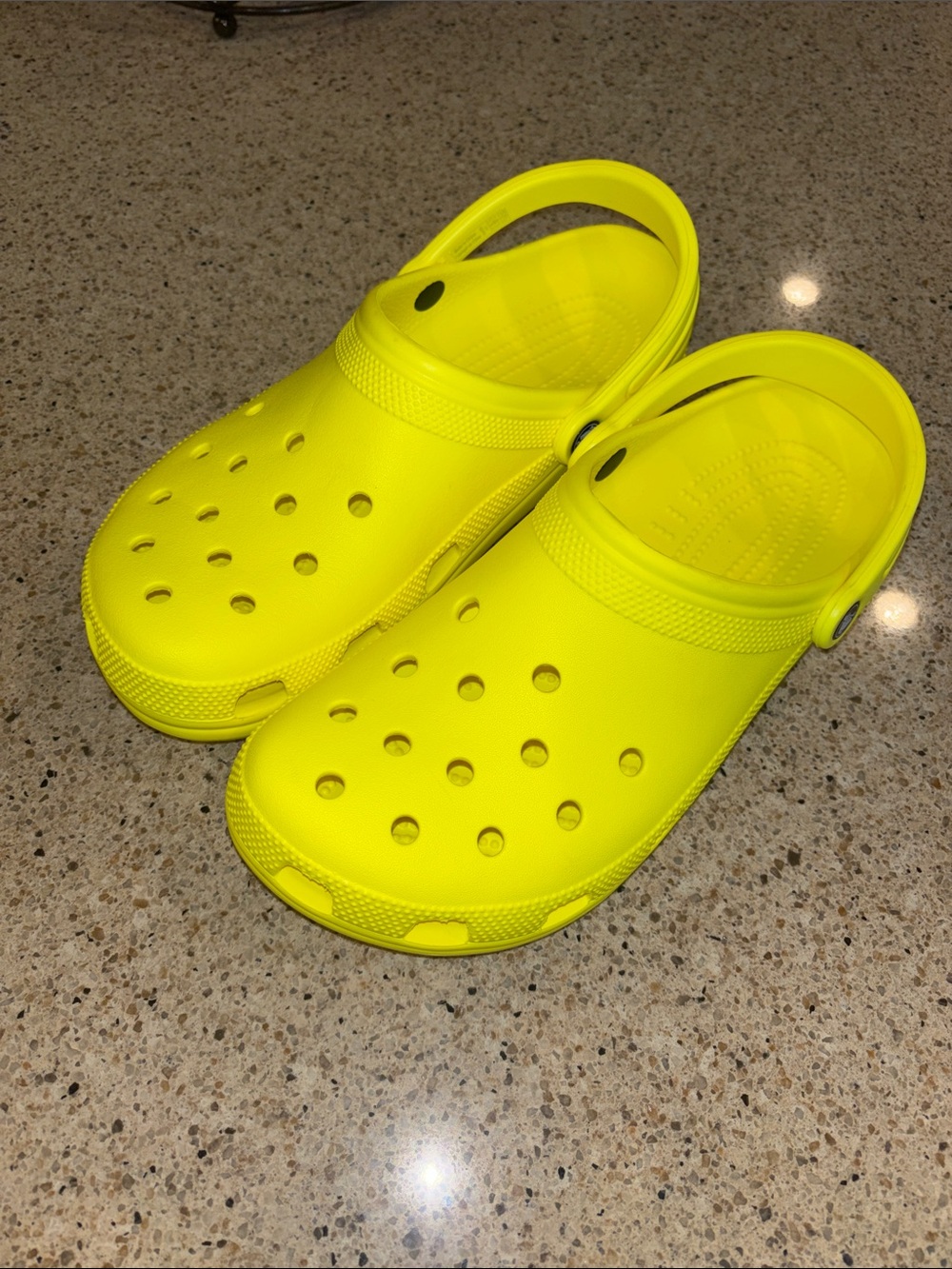 Men’s crocs size 11